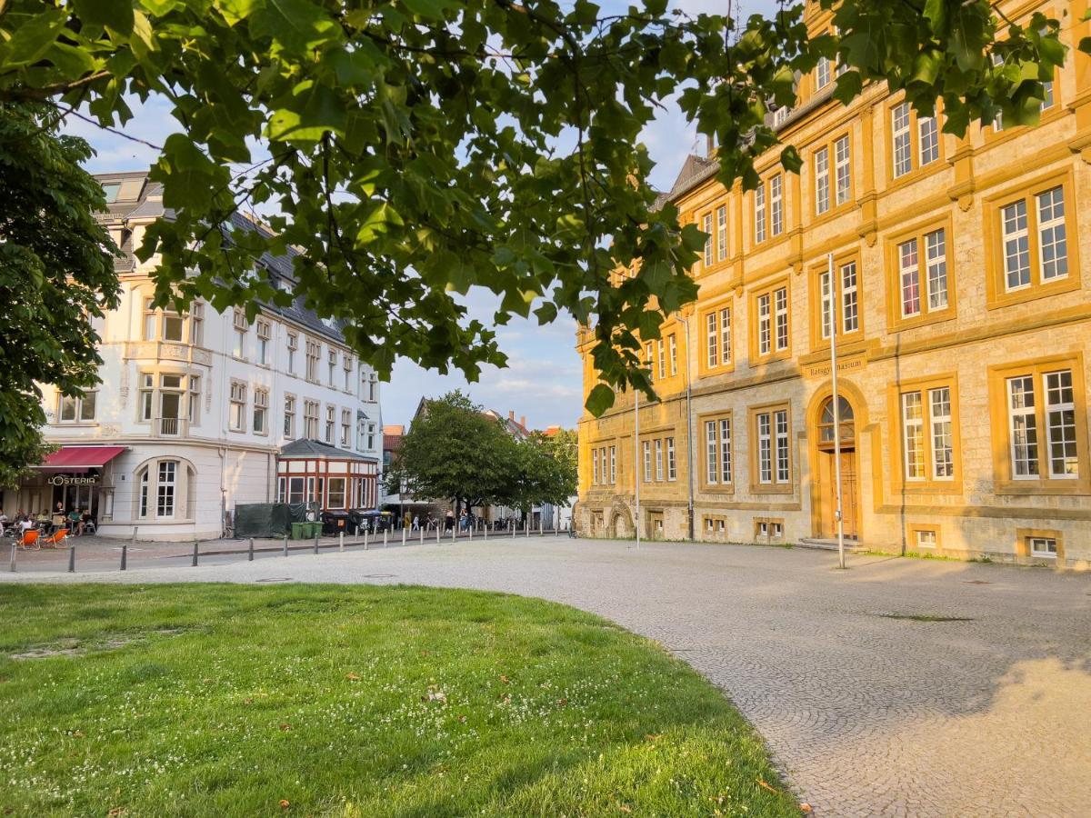 Home By Doni I Apartment An Der Kunsthalle I Parkplatz & Balkon Bielefeld Bagian luar foto